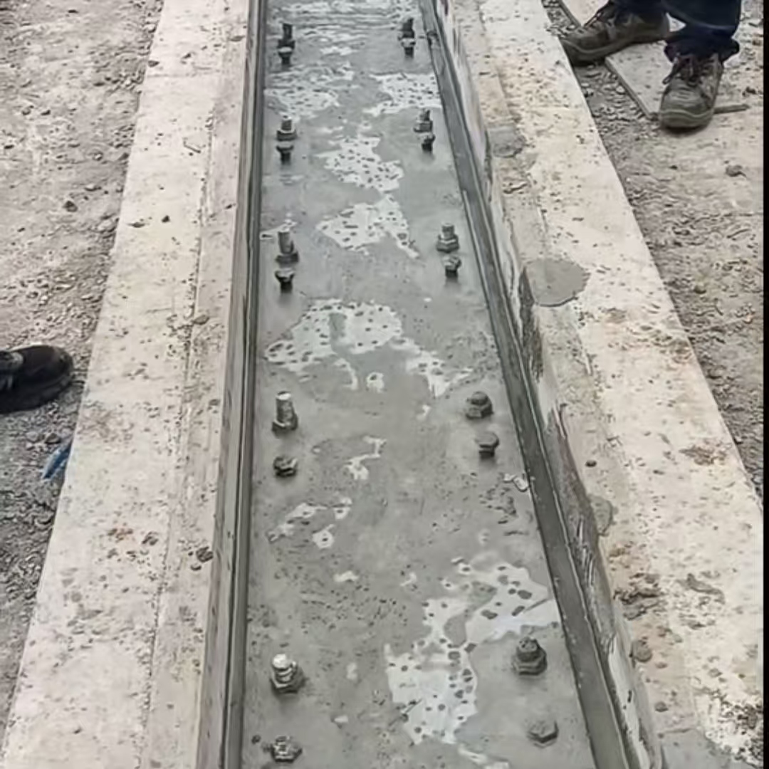 称多环氧树脂轨道胶泥是什么？用在哪里？